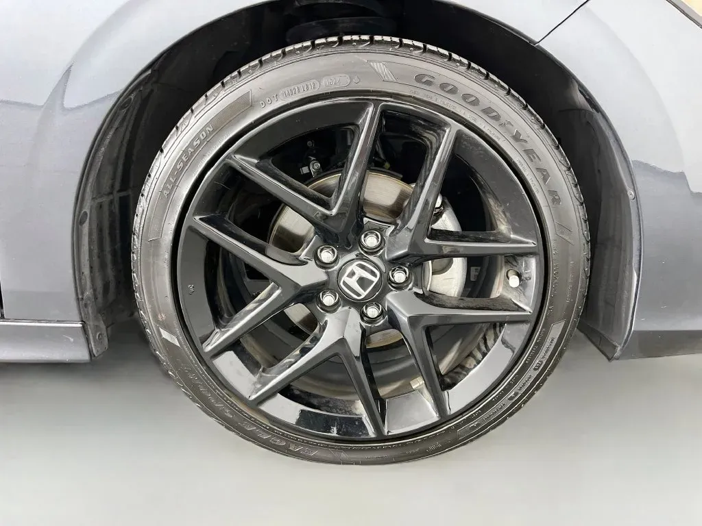 Honda Civic photo 34