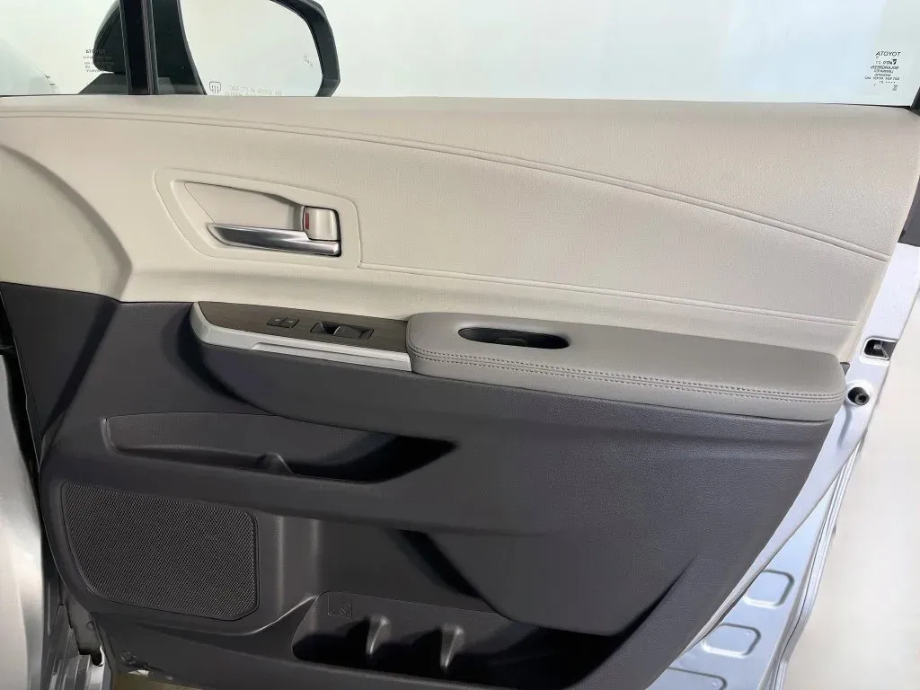 Toyota Sienna photo 34