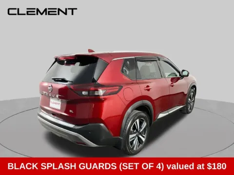 More photos of 2021 Nissan Rogue SL at Clement Supercenter, MO