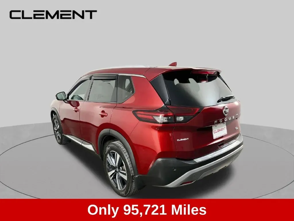 Nissan Rogue photo 8