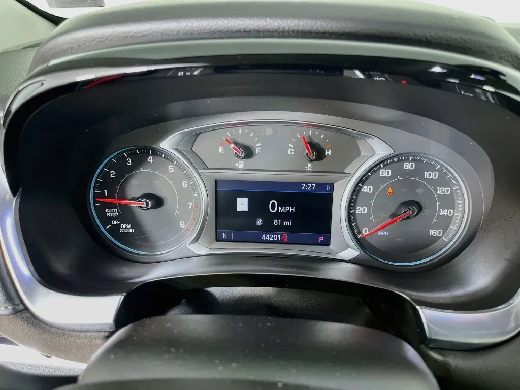 Chevrolet Traverse photo 16