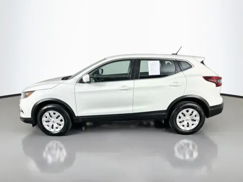 More photos of 2020 Nissan Rogue Sport S at Clement Supercenter, MO