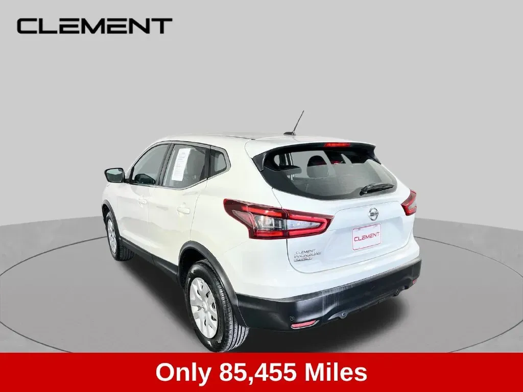 Nissan Rogue Sport photo 8