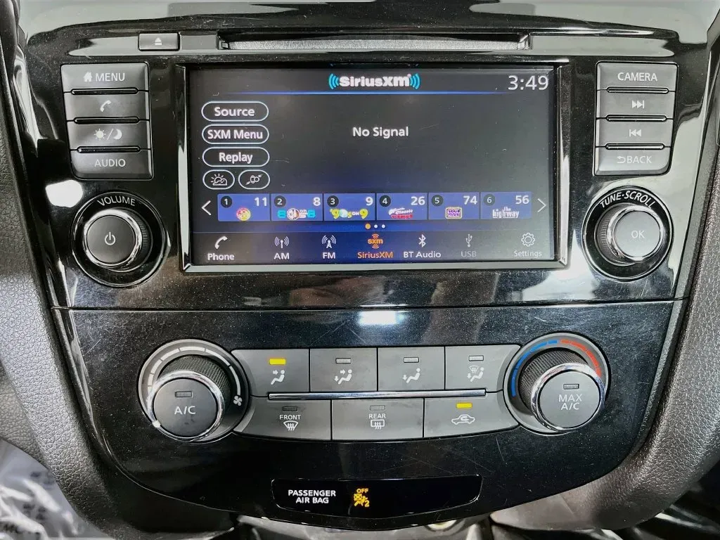 Nissan Rogue Sport photo 16