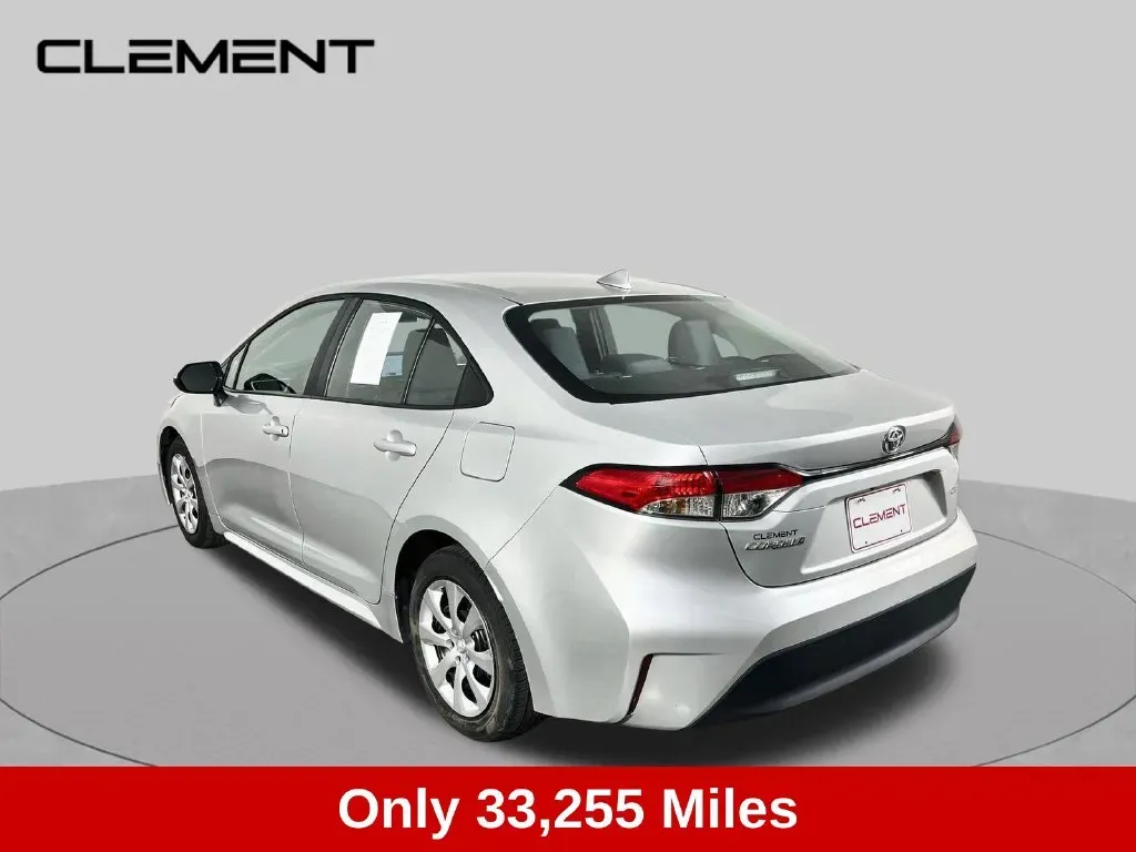 Toyota Corolla photo 8