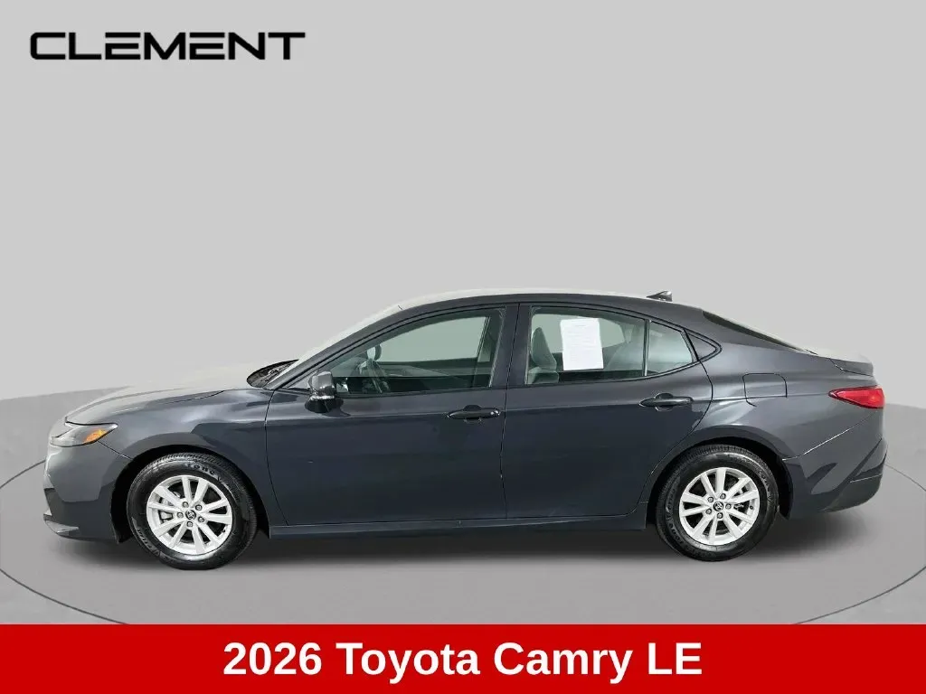Toyota Camry photo 4