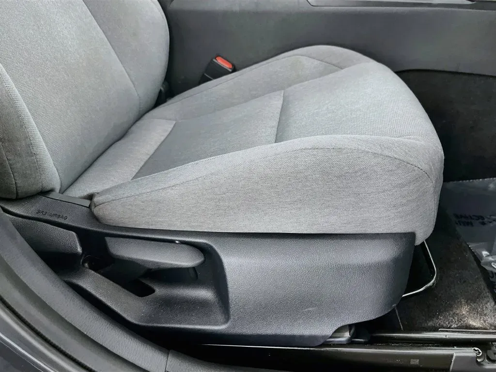 Toyota Camry photo 29