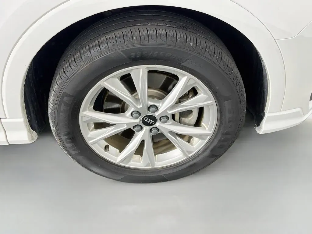 Audi Q3 photo 34