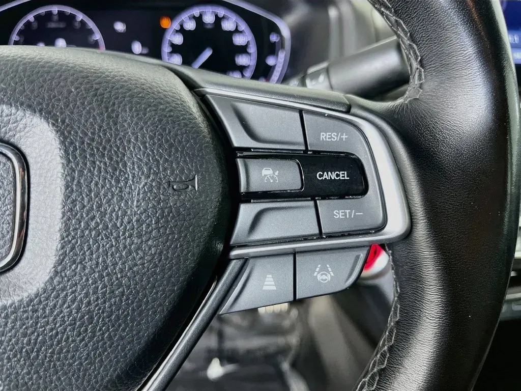 Honda Accord photo 15