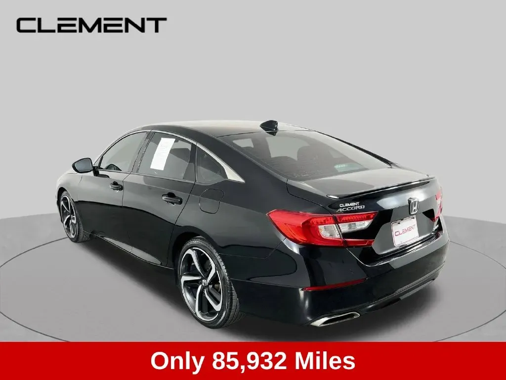 Honda Accord photo 8