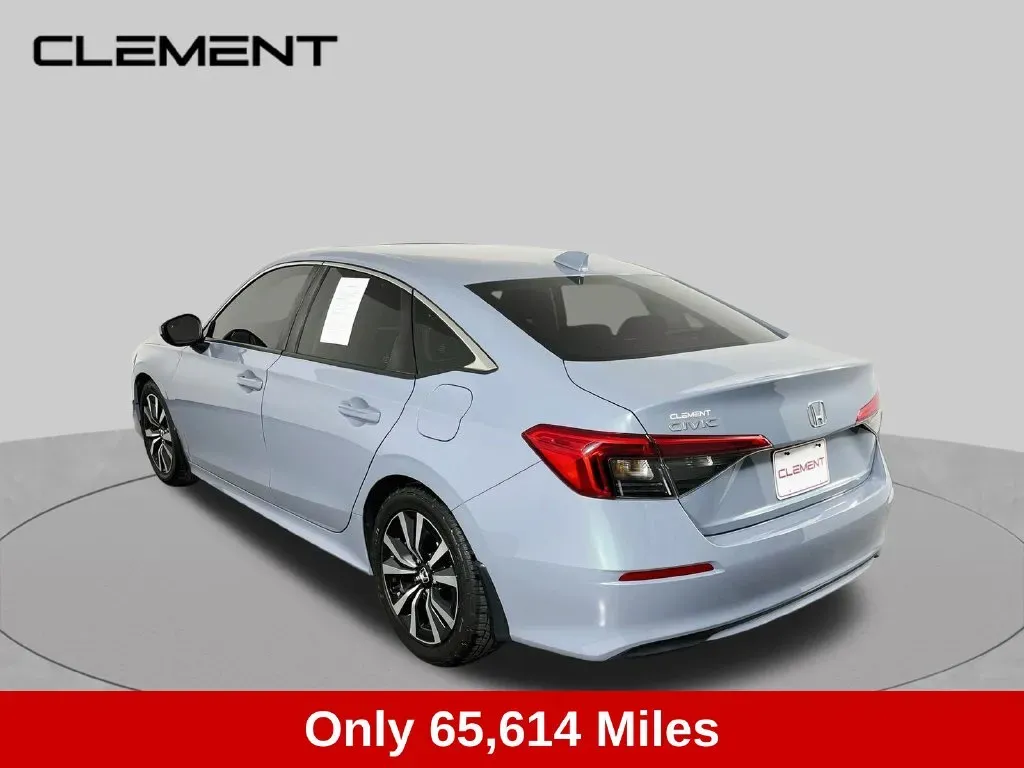 Honda Civic photo 8