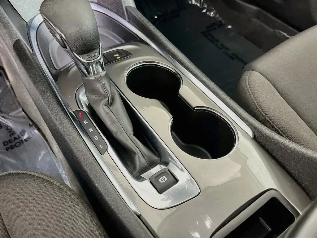 Chevrolet Malibu photo 21
