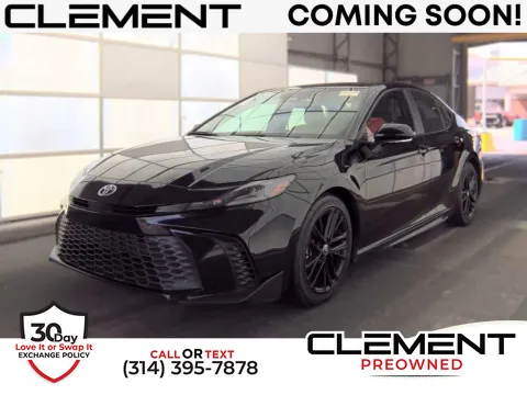 Black 2025 Toyota Camry SE for sale in St. Charles, MO