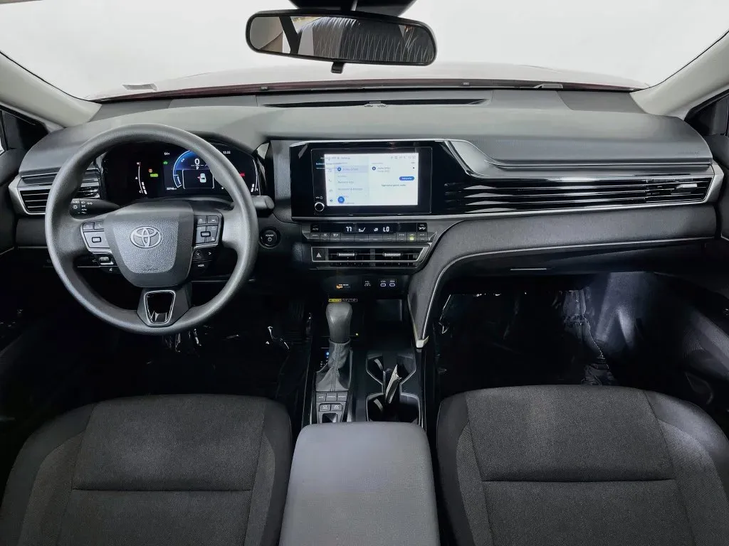 Toyota Camry photo 10