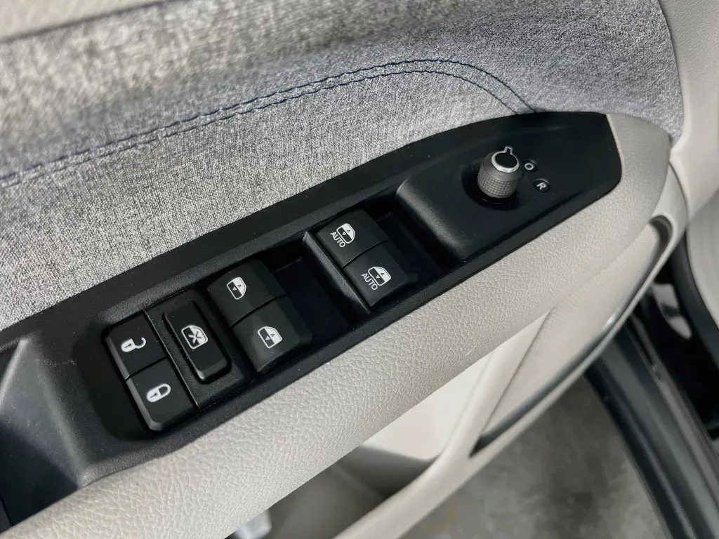 Jeep Compass photo 26