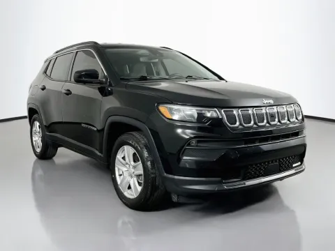 Another view of 2022 Jeep Compass Latitude for sale in St. Charles, MO at Clement Supercenter