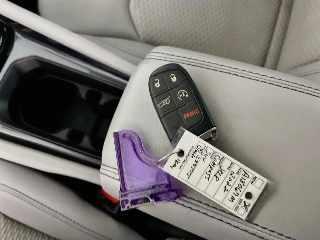 Jeep Compass photo 23