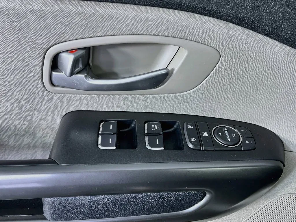 Kia Sedona photo 22