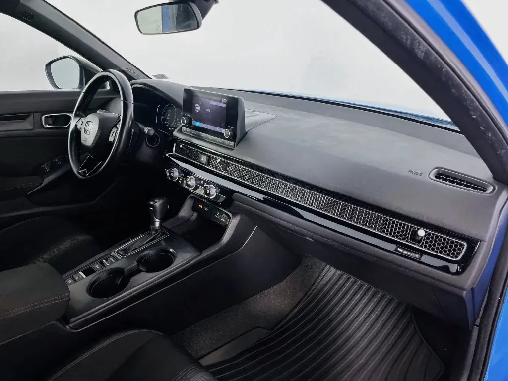 Honda Civic photo 29