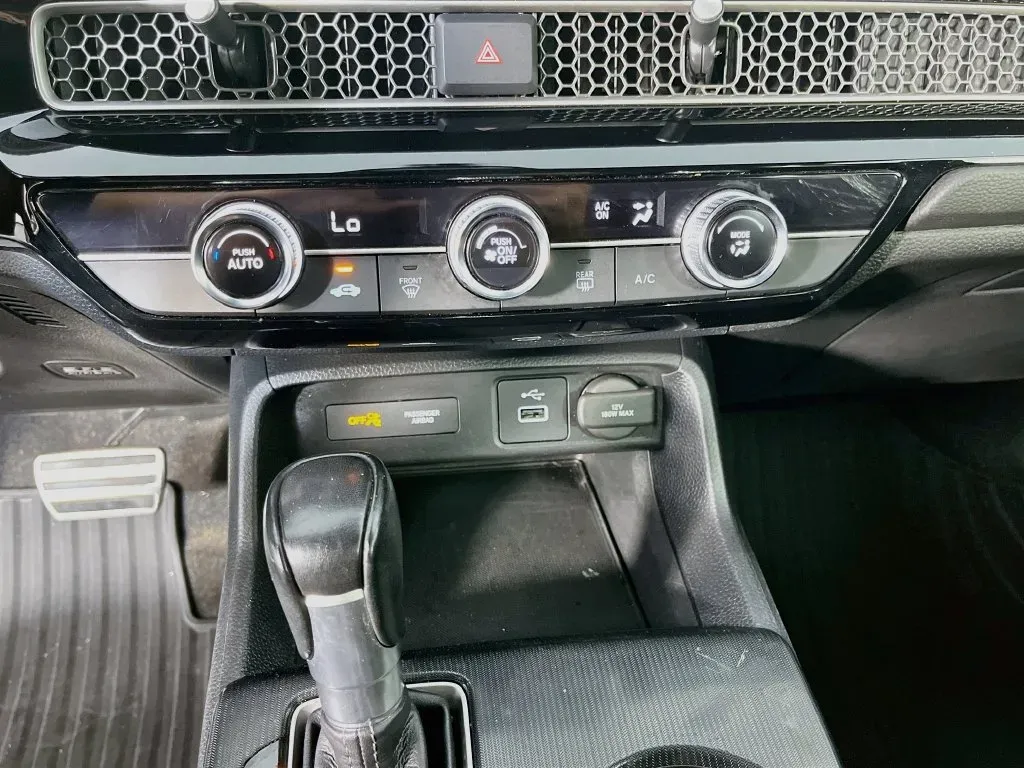 Honda Civic photo 19