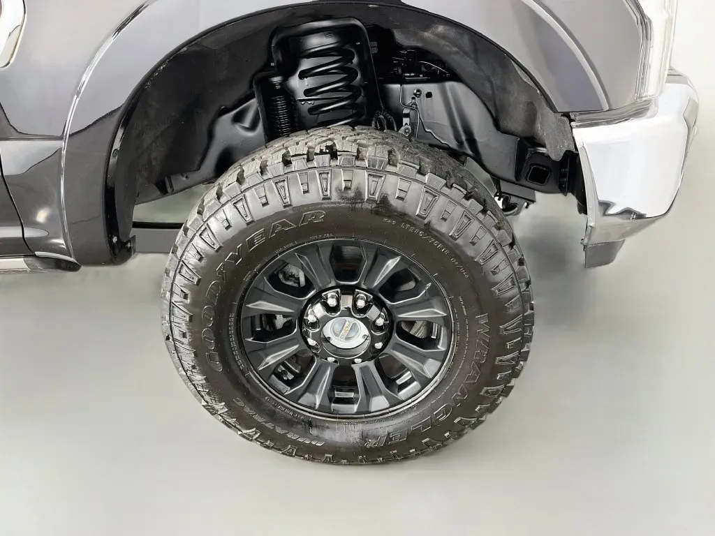 Ford F350SD photo 39