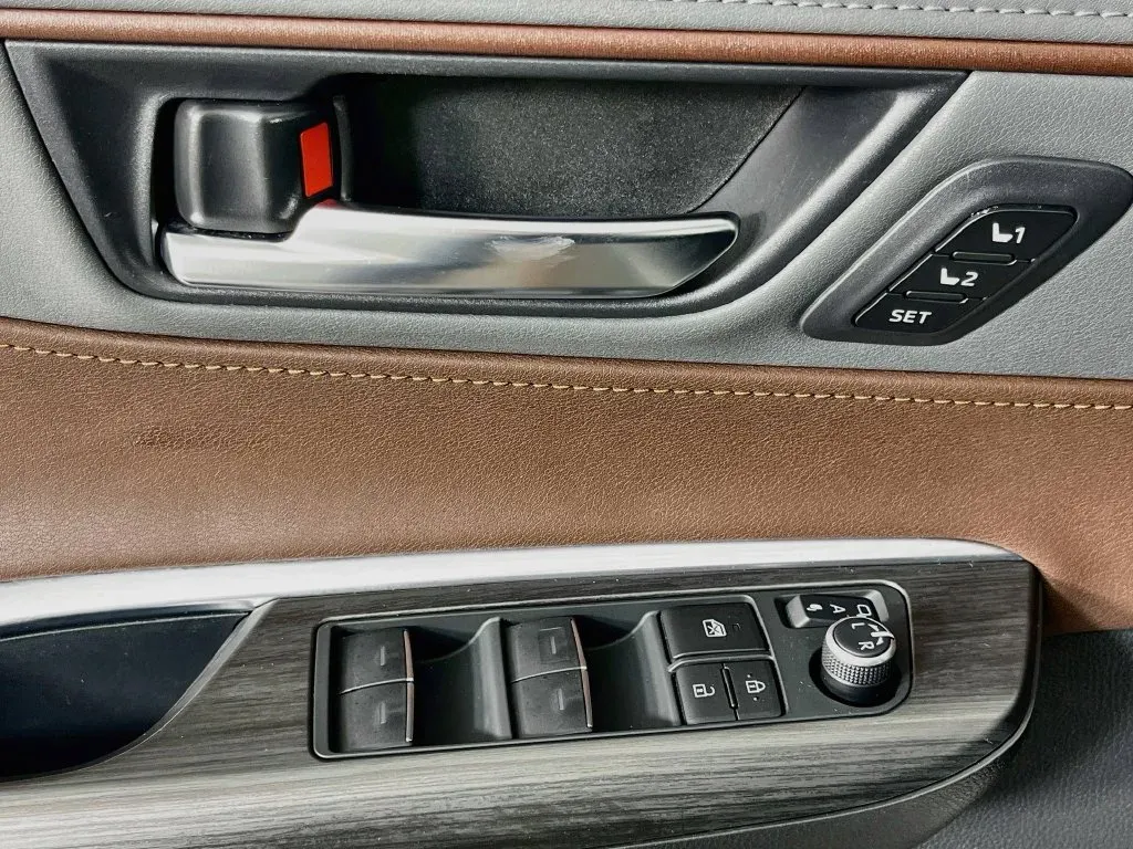 Toyota Venza photo 22