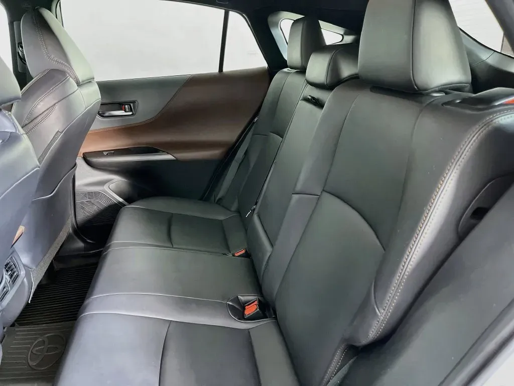 Toyota Venza photo 28