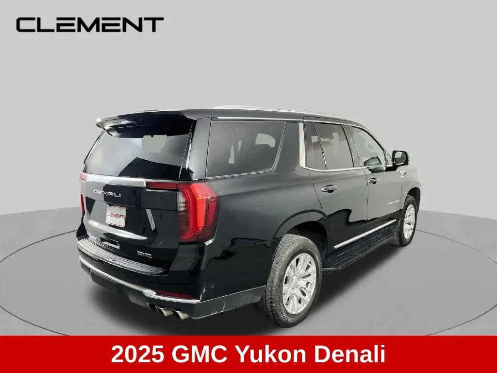 GMC Yukon photo 5