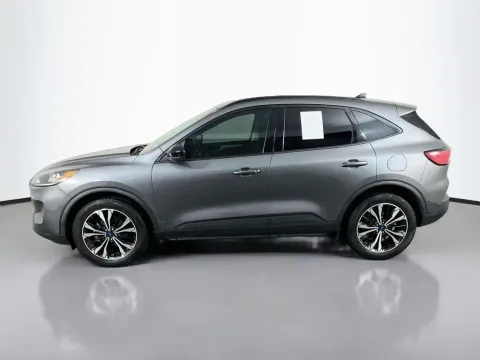 More photos of 2022 Ford Escape SE at Clement Supercenter, MO