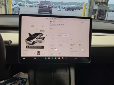 More photos of 2023 Tesla Model 3 at Clement Supercenter, MO