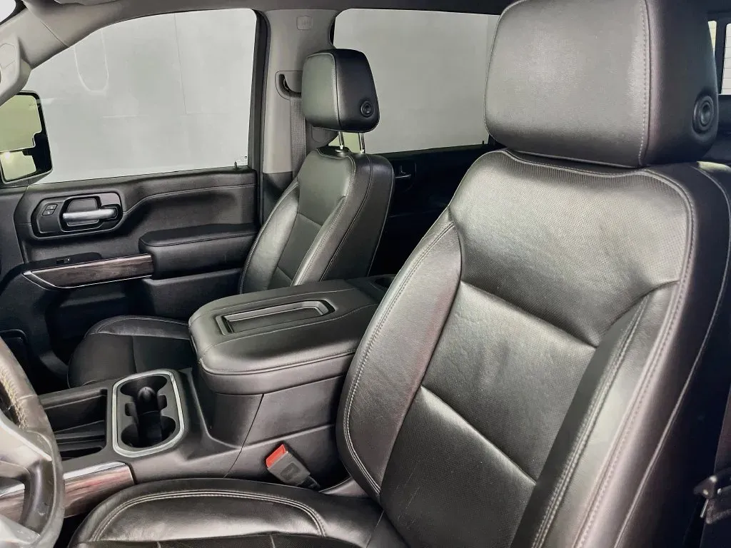 Chevrolet Silverado photo 28