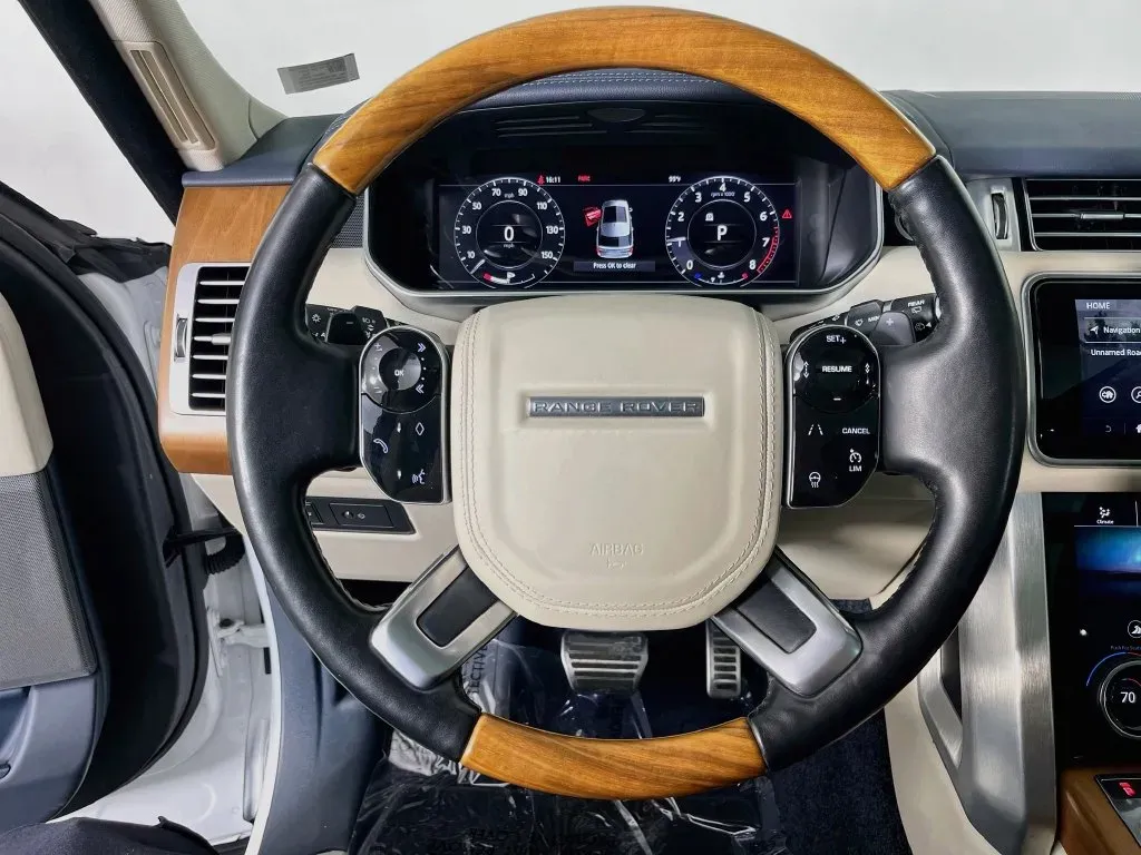 Land Rover Range Rover photo 13