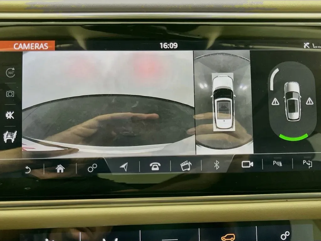 Land Rover Range Rover photo 19