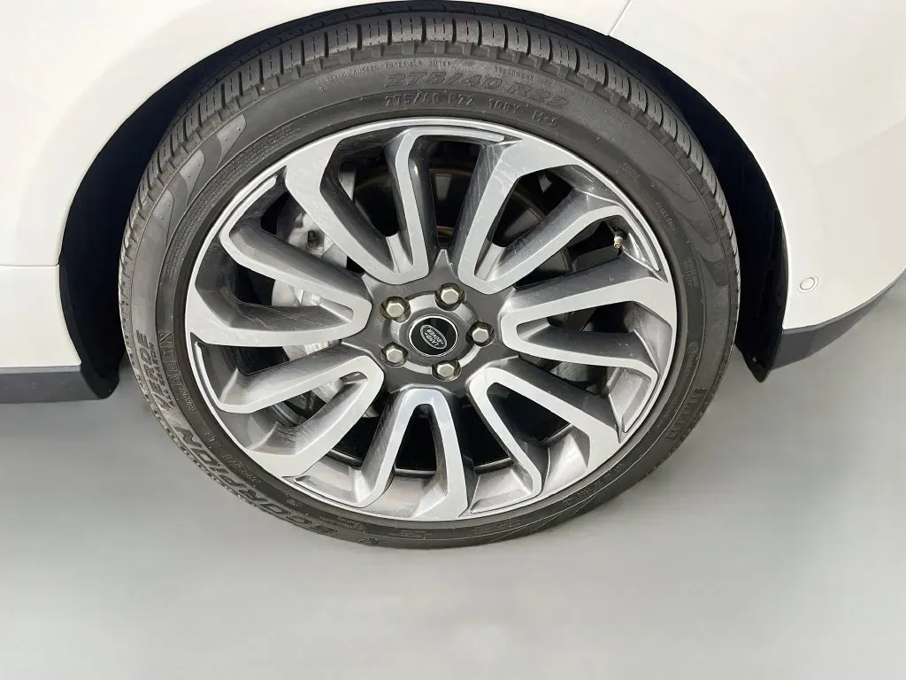 Land Rover Range Rover photo 38