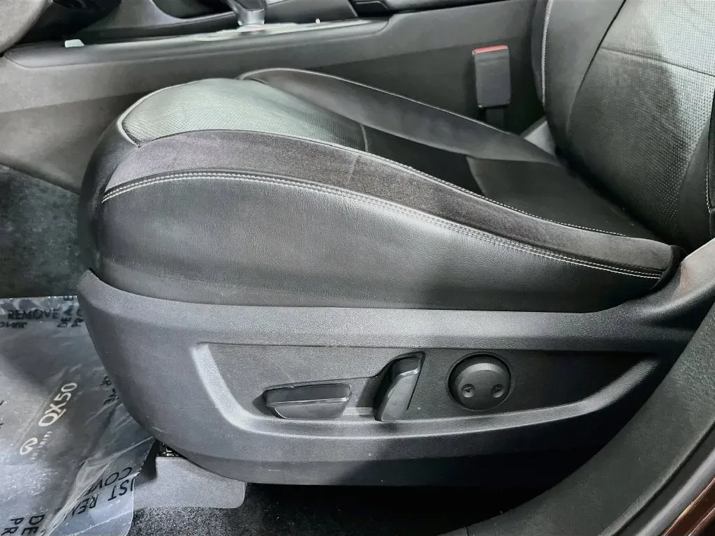 Infiniti QX50 photo 30