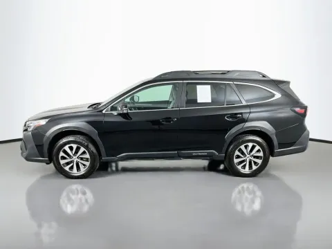 More photos of 2023 Subaru Outback Premium at Clement Supercenter, MO