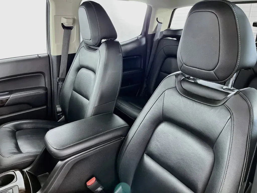 GMC Canyon photo 26