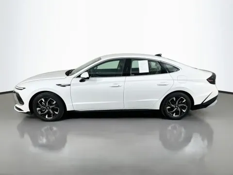 More photos of 2025 Hyundai Sonata SEL at Clement Supercenter, MO