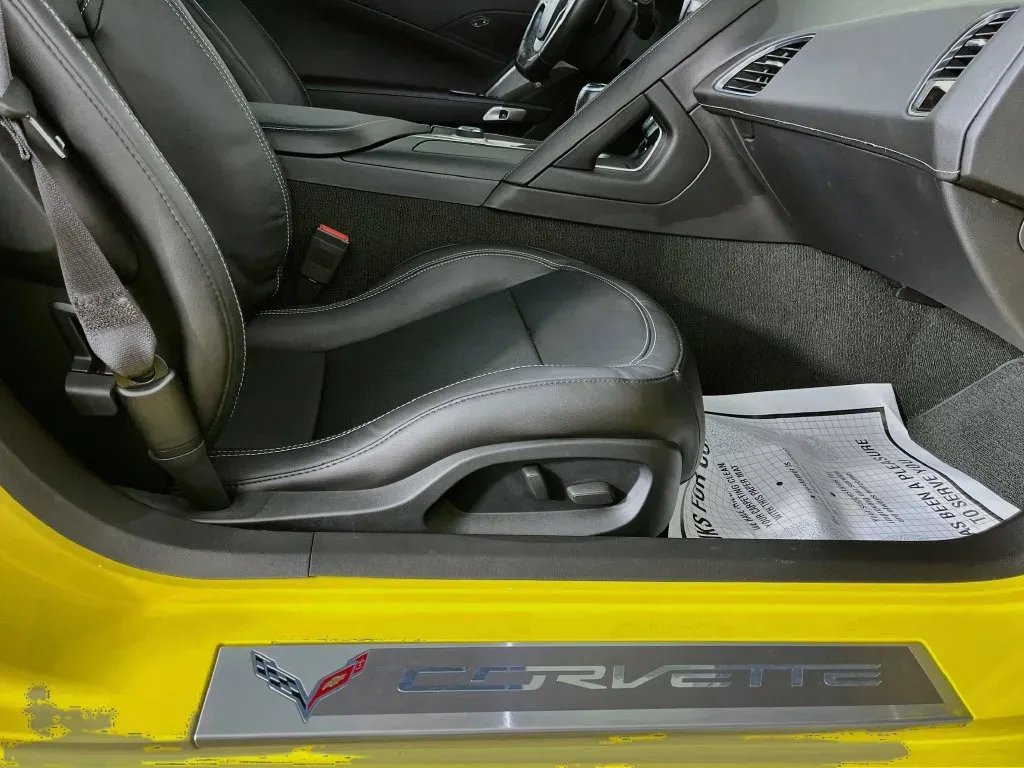 Chevrolet Corvette photo 32
