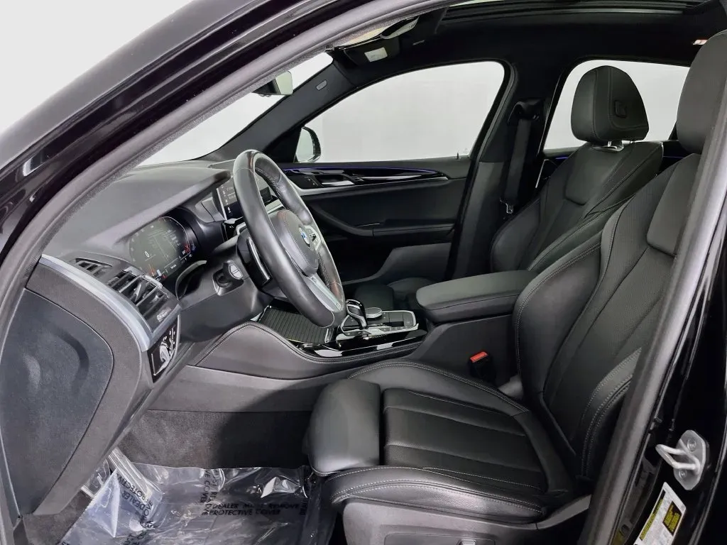 BMW X4 photo 29