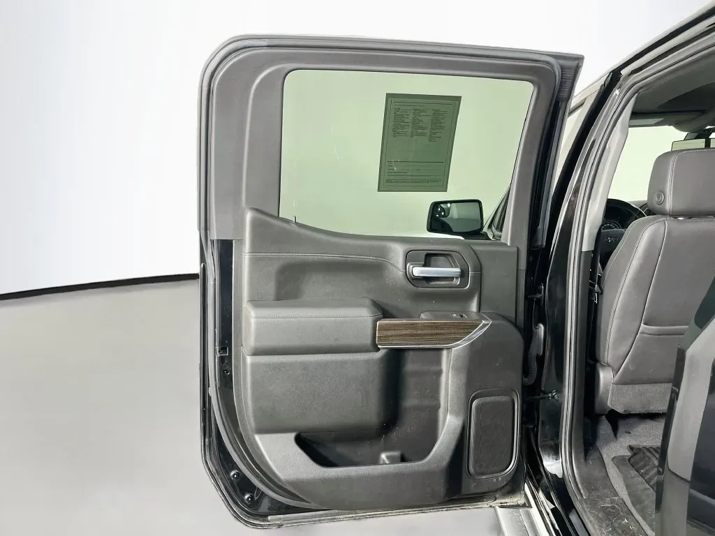 Chevrolet Silverado photo 31
