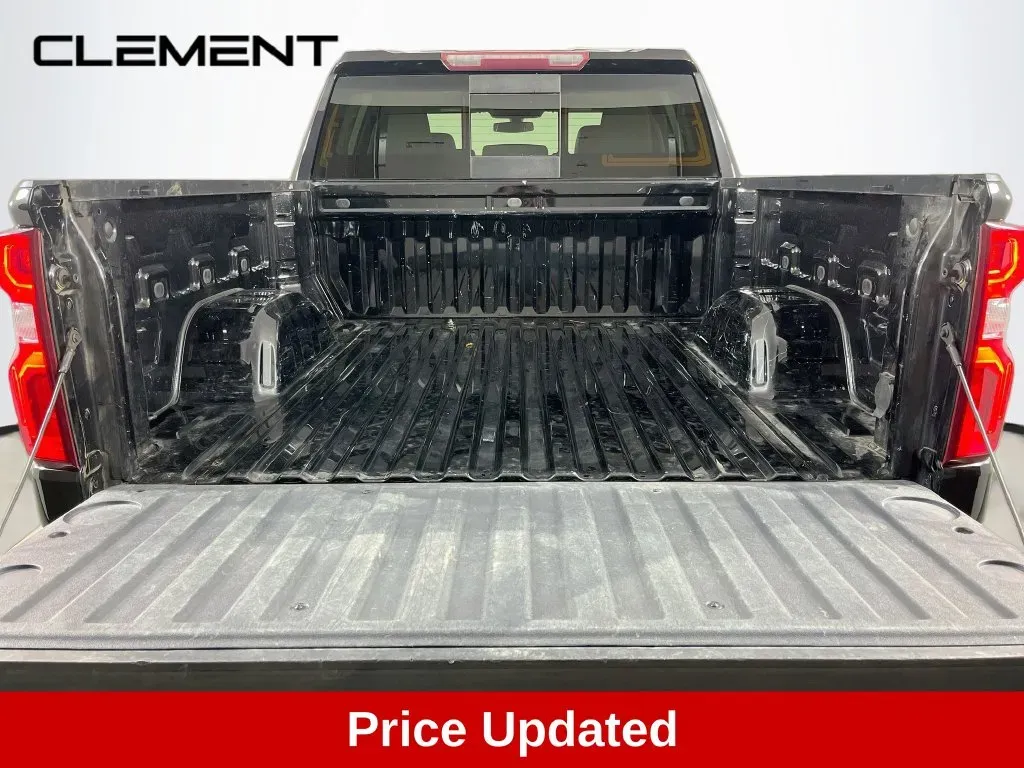 Chevrolet Silverado photo 9