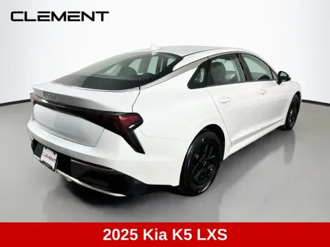 More photos of 2025 Kia K5 LXS at Clement Supercenter, MO