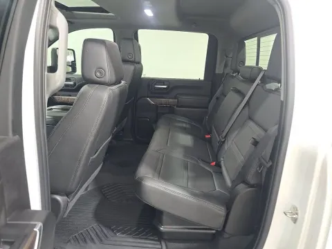 More photos of 2022 GMC Sierra 2500 HD Denali at Clement Supercenter, MO