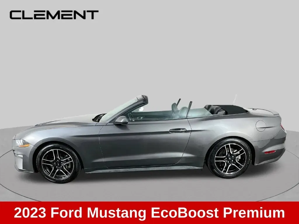 Ford Mustang photo 4