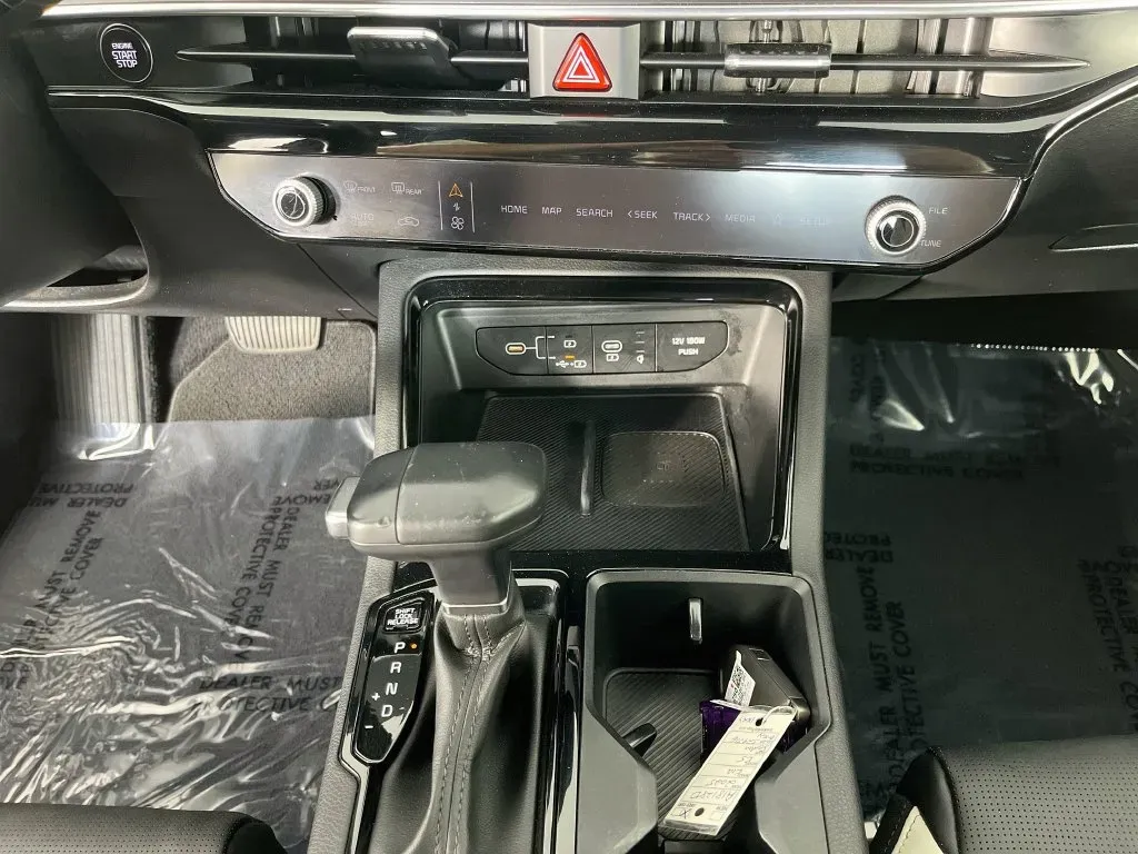 Kia K5 photo 19