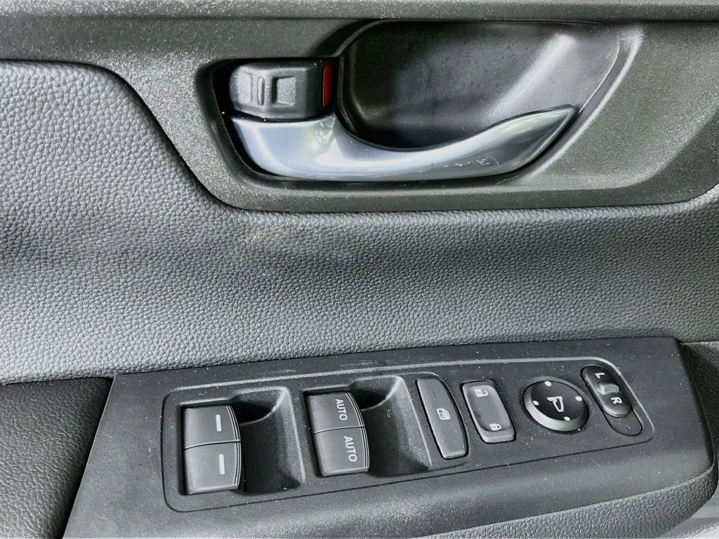 Honda CR-V photo 20