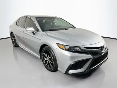 More photos of 2024 Toyota Camry SE at Clement Supercenter, MO