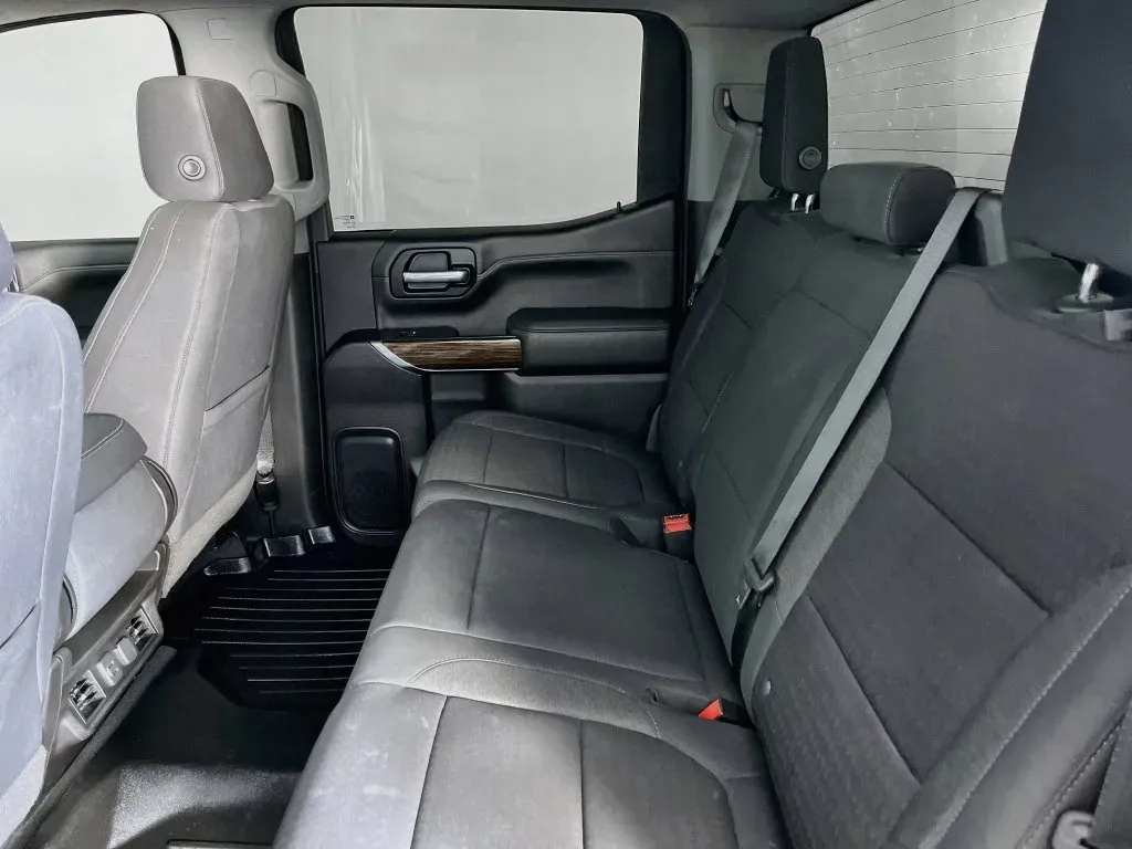GMC Sierra photo 27