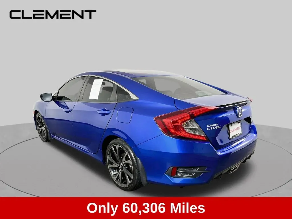 Honda Civic photo 8